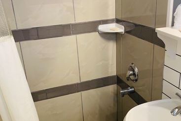 هتل Brentwood Motor Inn