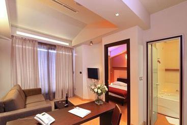 Hotel Diadem