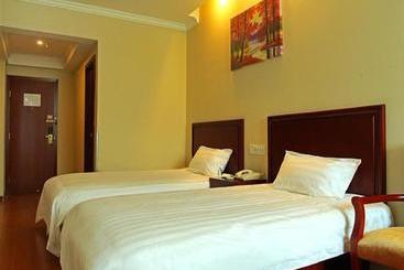 هتل Greentree Inn Chongqing Jiulongpo District Xiejiawan Express