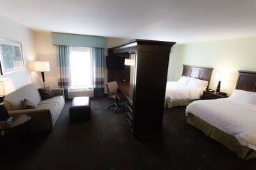 فندق Hampton Inn & Suites Middlebury