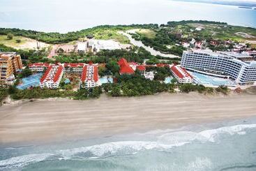 هتل Las Americas Casa De Playa