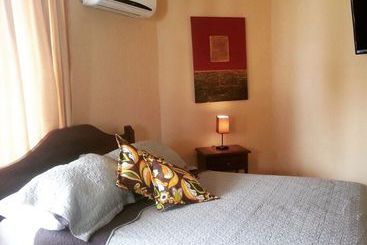 Hotel Mango Mar