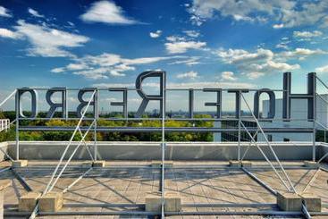 Отель Rebro
