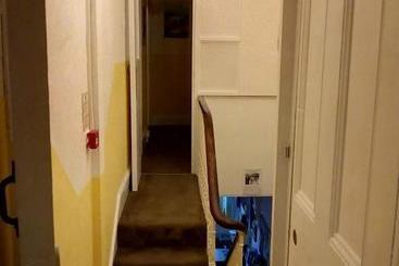 هتل Seamore Guest House