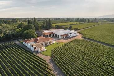 בית מלון כפרי Entre Cielos Wine & Wellness