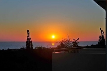 آپارتمان Helena Inn