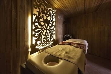 酒店 Golden Age Crystal Bodrum   All Inclusive