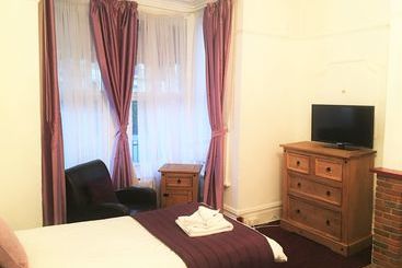 هتل Mayview Guest House