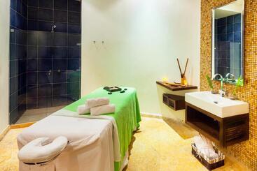 استراحتگاه Decameron Baru  All Inclusive