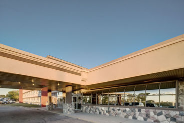 هتل Sands Inn & Suites
