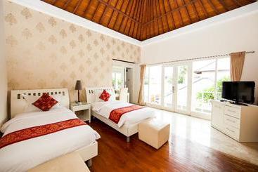 Bugan Villas
