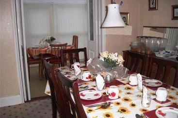 هتل Kamary Guest House