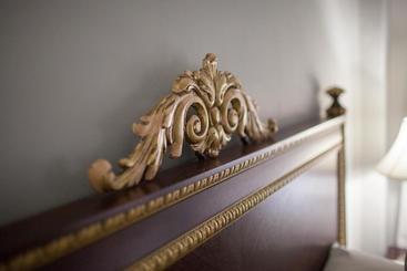 هتل Margarita European Inn, Ascend  Collection