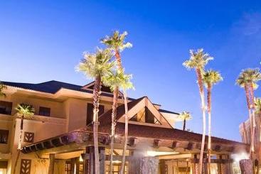 Tahiti Village Resort & Spa
