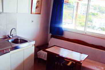 هتل Angelos Apartments