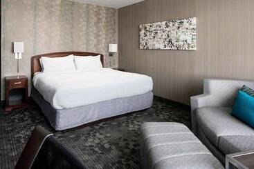 هتل Courtyard By Marriott Seattle Federal Way