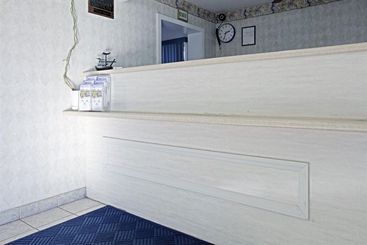 هتل Value Inn & Suites