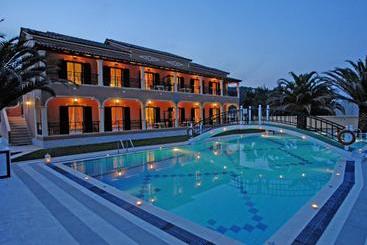 Dimitris Apartments