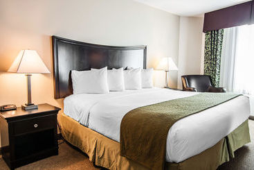 هتل Inn At Lincoln City