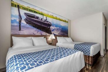 هتل Clarion Pointe Sulphur  Lake Charles
