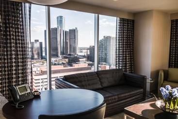هتل Hollywood Casino At Greektown