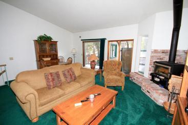 דירות לתיירים Forest Creek #3, Pet Accepted