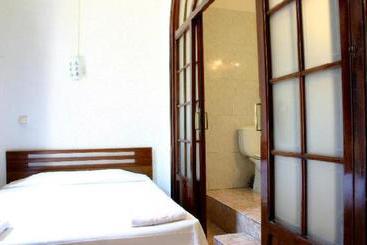 Hostal Eden