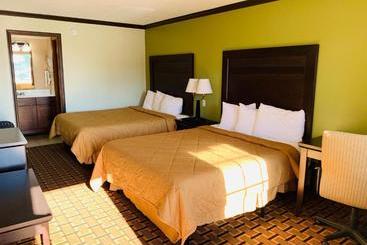 هتل Budget Inn Toledo Maumee