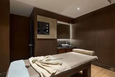 Hotel Ramada Plaza By Wyndham Istanbul Tekstilkent