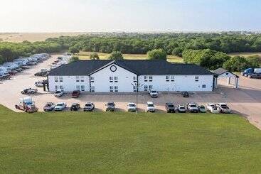 Atria Hotel And Rv Mcgregor