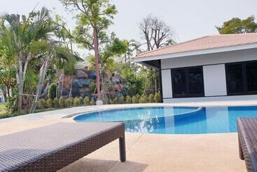 هتل Vanida Resort   Halal