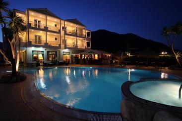 Lefko Hotel & Apartments