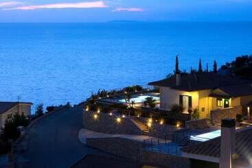 آپارتمانهای توریستها Pantheon Villas