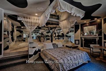 هتل Inn of The Dove
