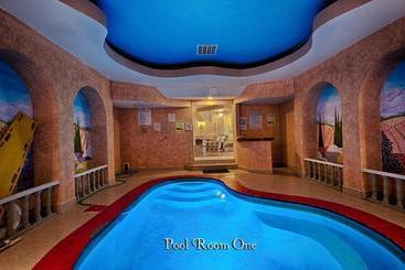 هتل Inn of The Dove