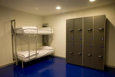 Bbk Bilbao Good Hostel