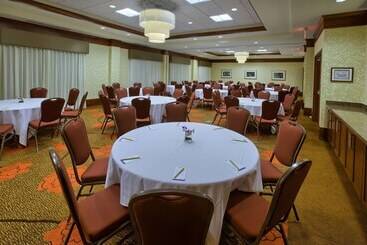 هتل Hilton Garden Inn Durham/university Medical Center