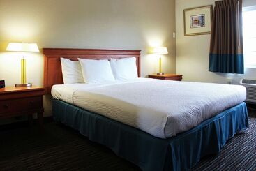 هتل Rodeway Inn Near Universitygateway To Yosemite