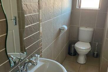 تختخواب و صبحانه Nimza K Guesthouse