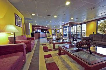 فندق Diego De Almagro Valdivia