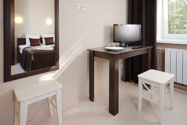 هتل Mark Inn