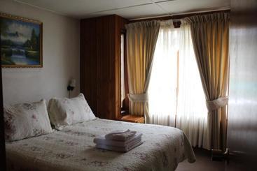 هتل روستایی Hostal Y Cabañas Don Juan