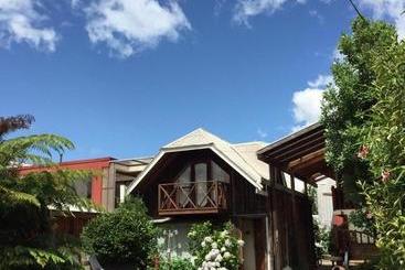 هتل روستایی Hostal Y Cabañas Don Juan
