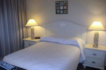 استراحتگاه The Diplomat Beach Club Suites