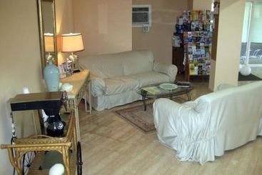استراحتگاه The Diplomat Beach Club Suites