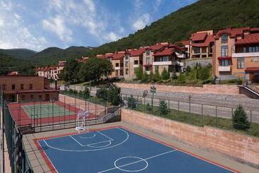 استراحتگاه Tsaghkadzor Marriott