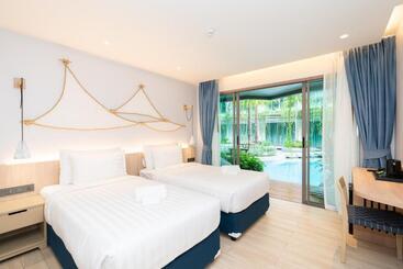 Hotel Panwaburi Beachfront Resort