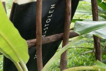 هتل The Slow Vegan