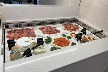 هتل Arcolive Agrisuite