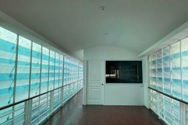 هتل Janchay House
